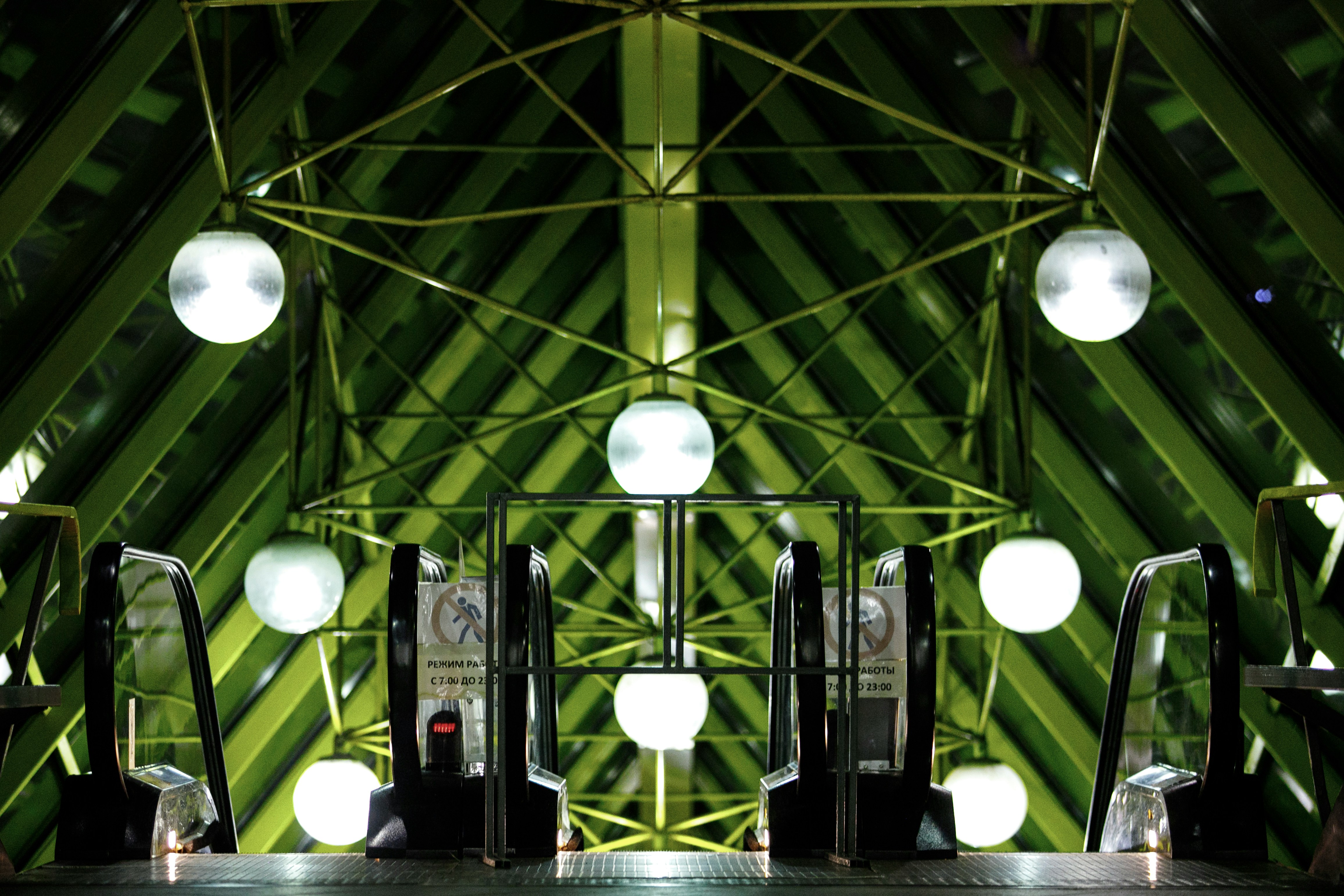 Optimizing Your Indoor Open Space with Flexible Lighting Options
